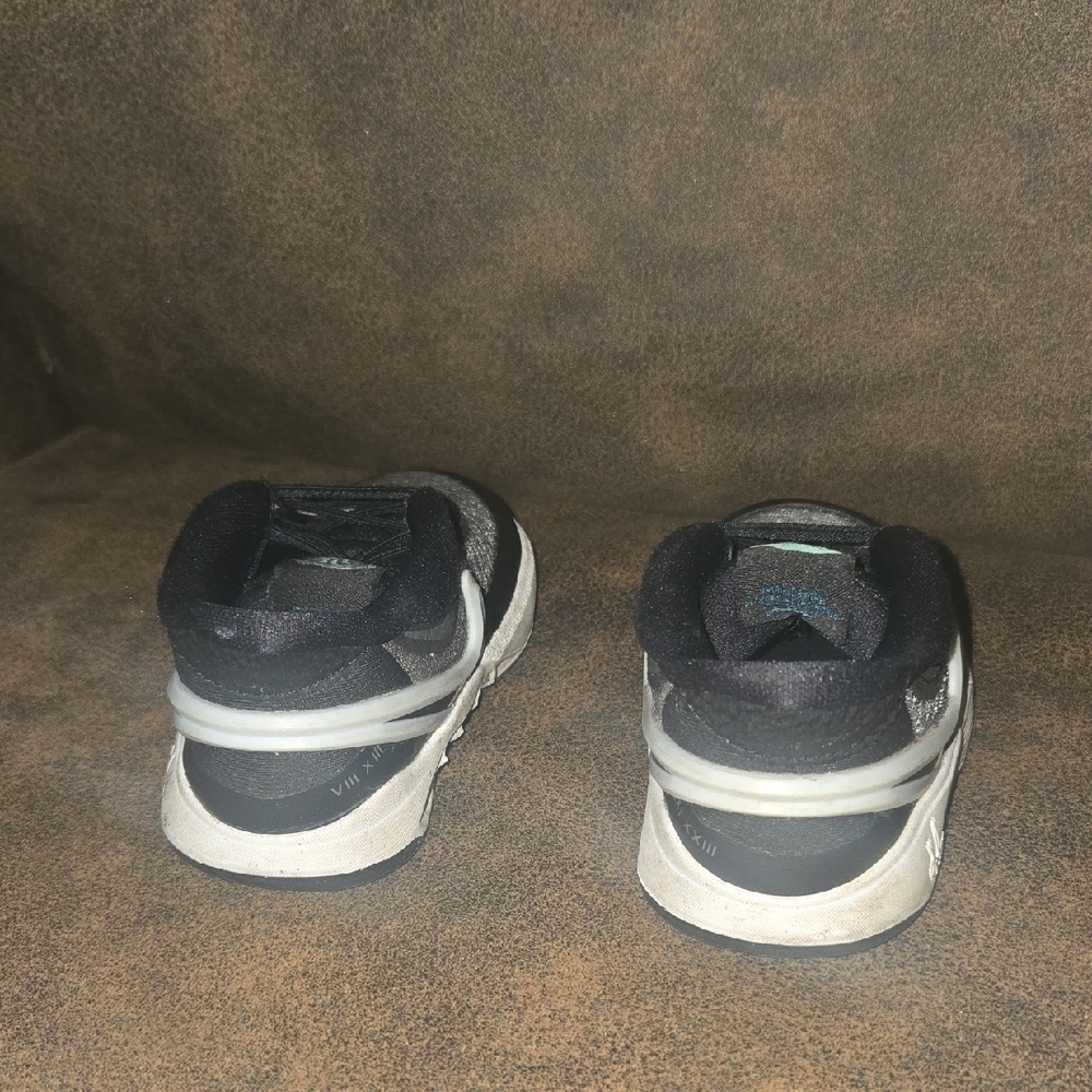 4 Pair Kids Shoes, Sketcher Minecraft, Nike, Bluey And Black Pair Sz 7-8 - Picture 4 of 9